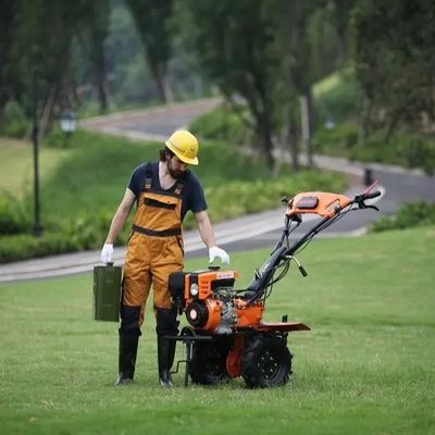 Die vier Anschlag-Motorfräse-Landwirt-Hand aktivierte Energie-Pflüger-Maschine